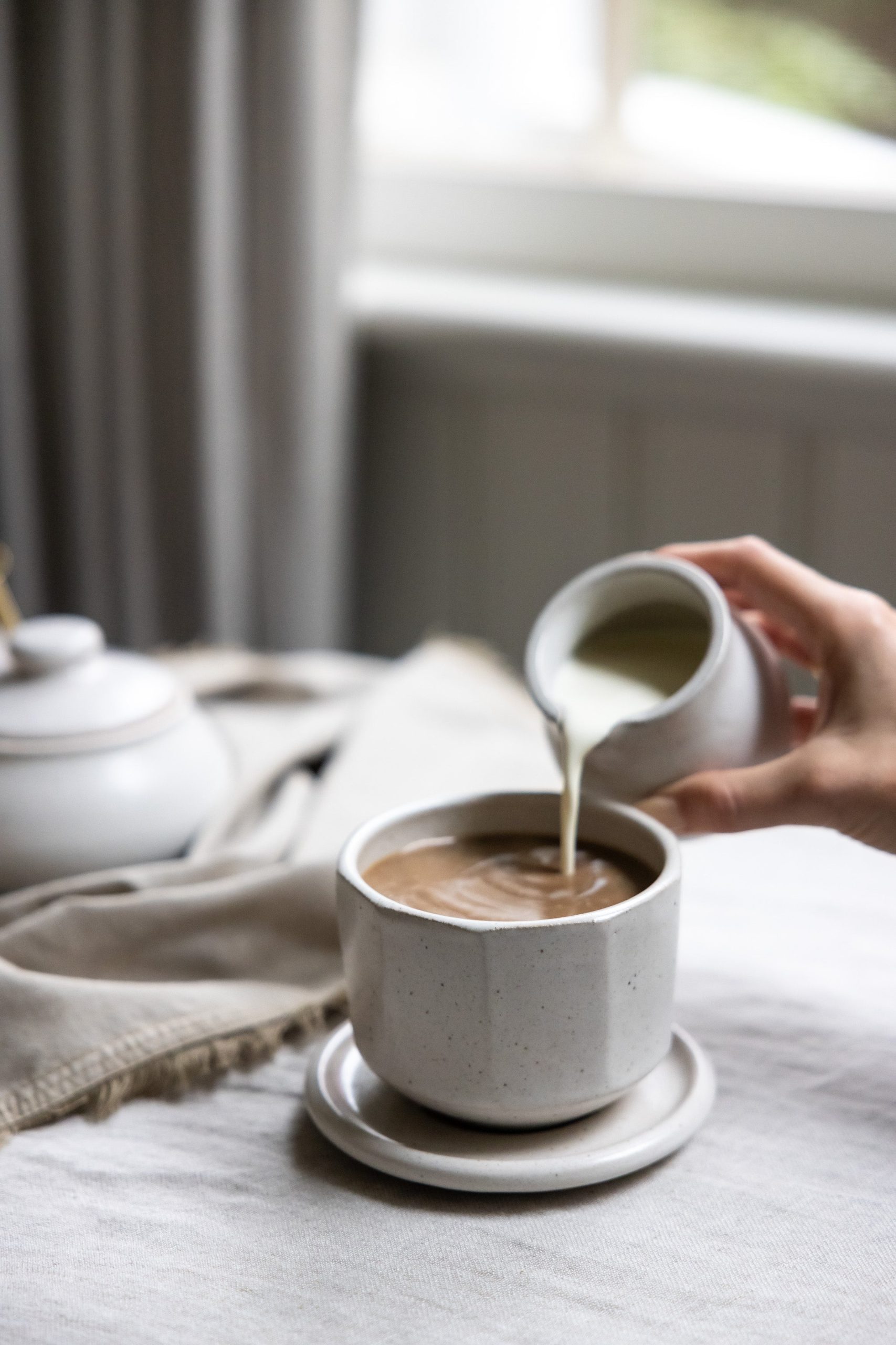 Latte Cup & Saucer - Image 4